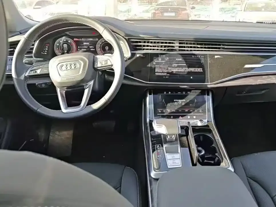 Audi Q8 2025 из CN, фото 6