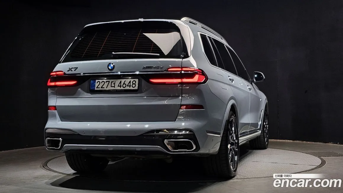 BMW X7 — фото 7
