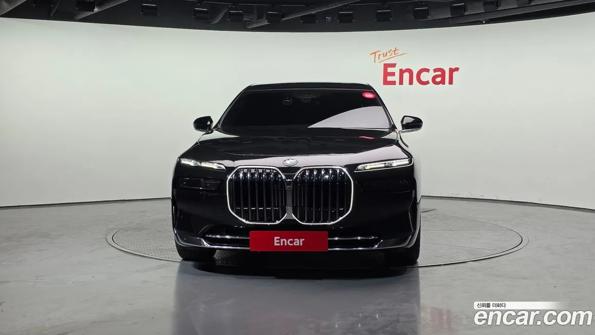 BMW 7-Series 2023 из KR, фото 2