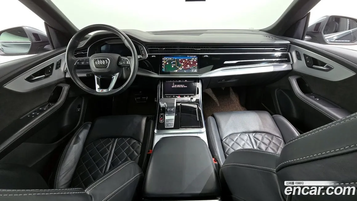 Audi Q8 — фото 4