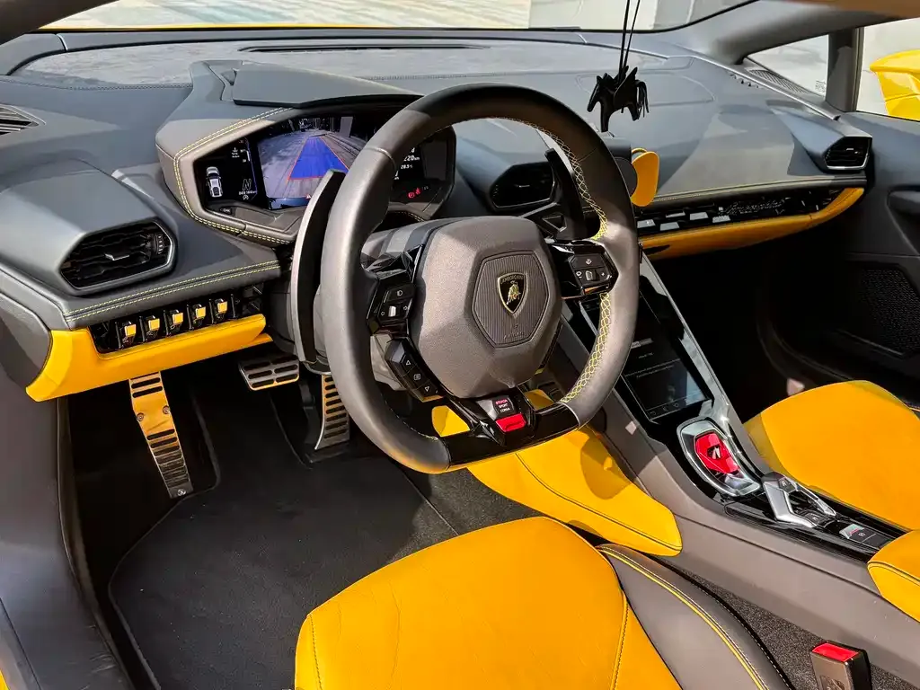 Lamborghini Huracan 2023 из CN, фото 7