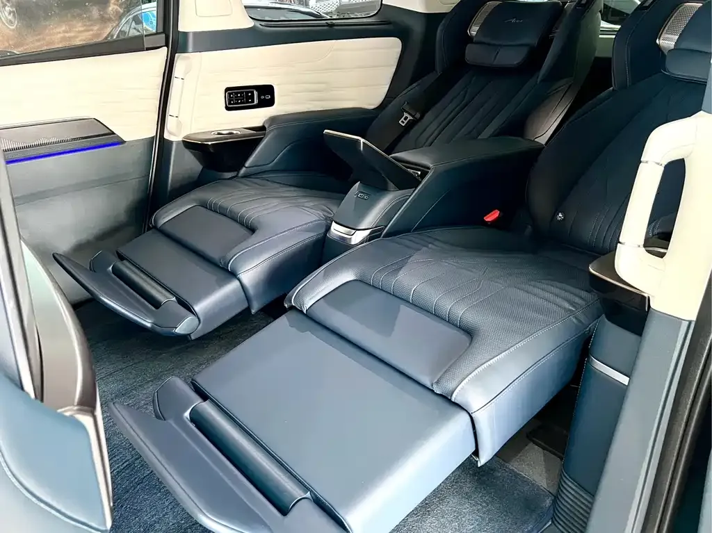 Buick Century 2023 из CN, фото 4