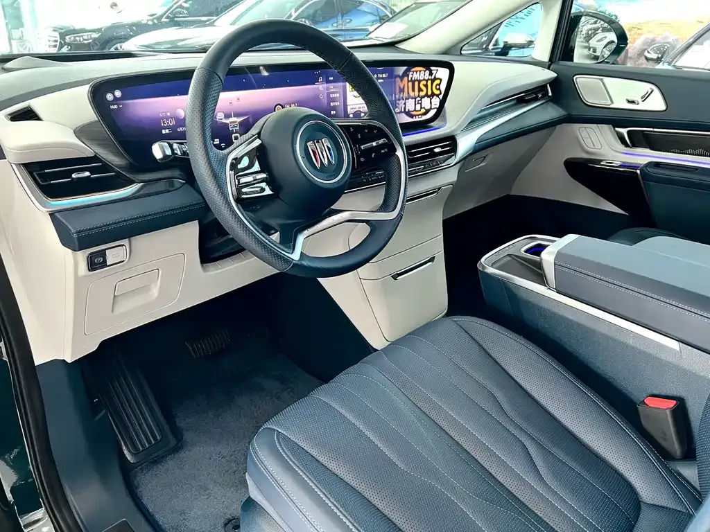 Buick Century 2023 из CN, фото 9