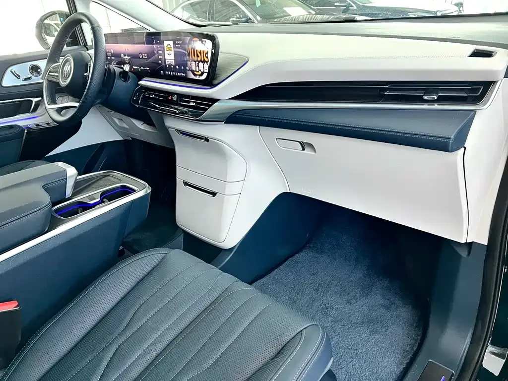 Buick Century 2023 из CN, фото 5