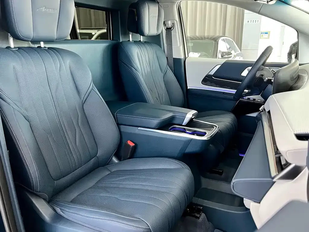 Buick Century 2023 из CN, фото 3