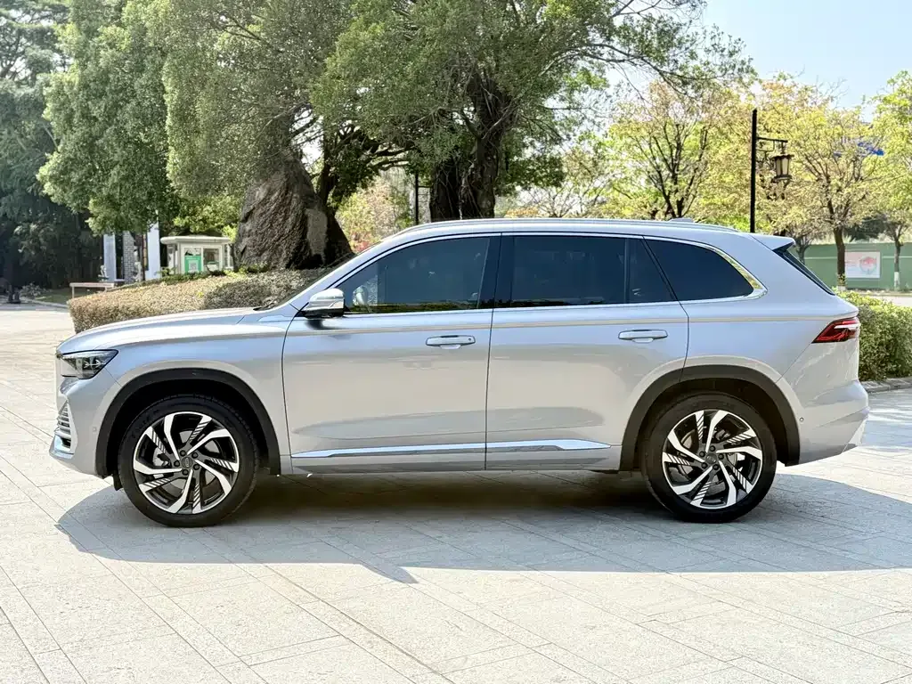 Geely Xingyue L — фото 10