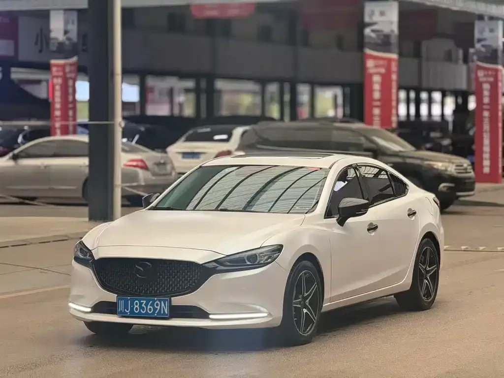 Mazda Atenza — фото 1