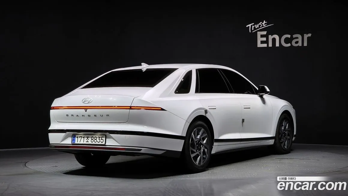 Hyundai Grandeur 2023 из KR, фото 5