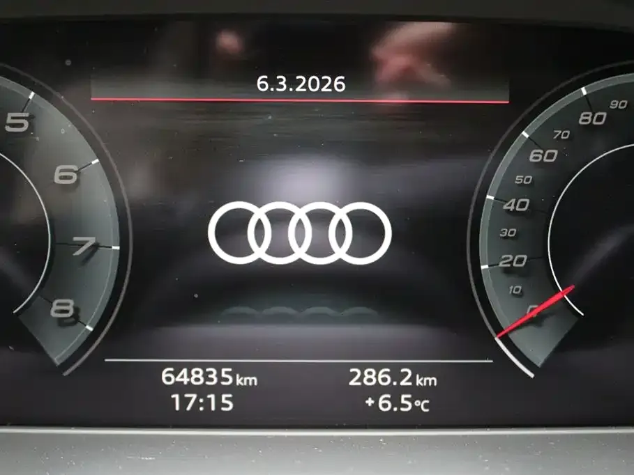 Audi A4L 2021 из CN, фото 3