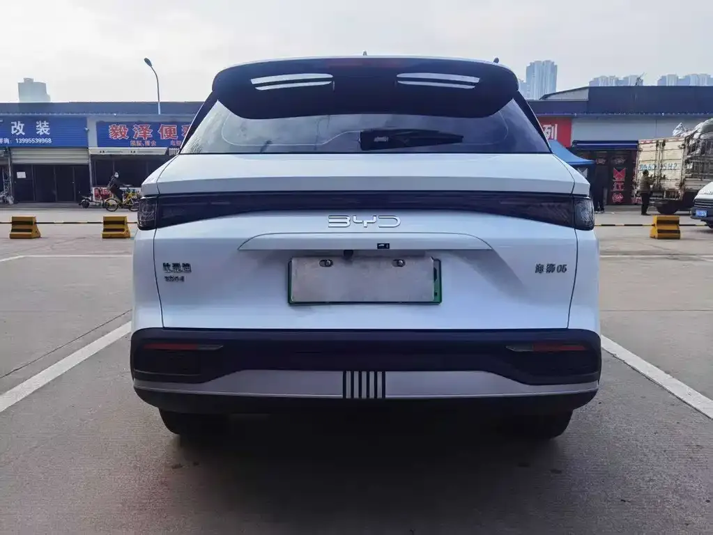 BYD Seal 05 DM-i — фото 2