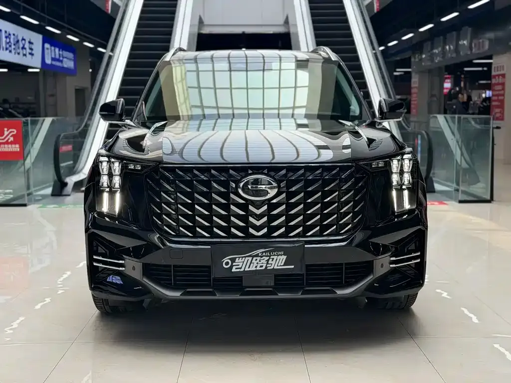 GAC Motor Trumpchi GS8 — фото 2