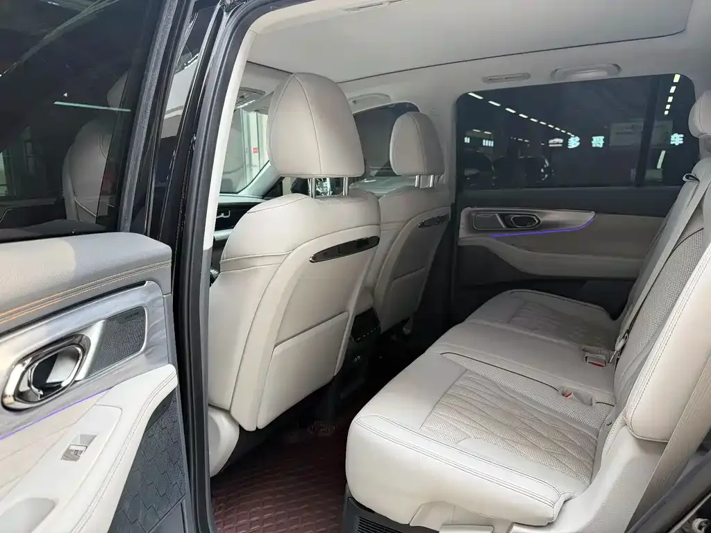 GAC Motor Trumpchi GS8 — фото 4