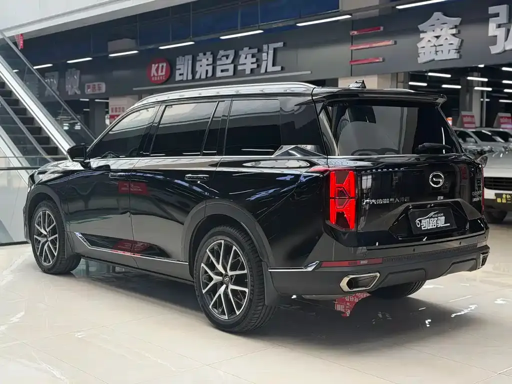 GAC Motor Trumpchi GS8 — фото 8
