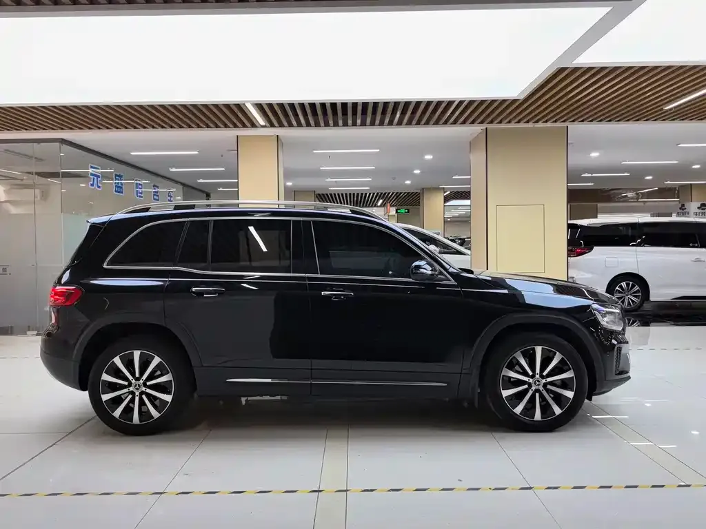 Mercedes-Benz GLB 2025 из CN, фото 2