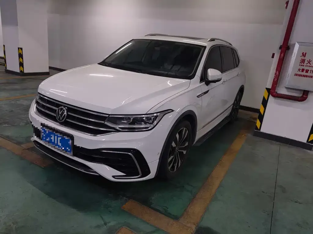 Volkswagen Tiguan L 2022 из CN, фото 1