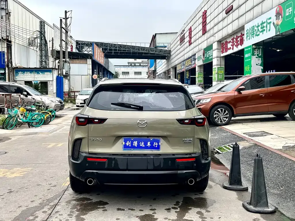 Mazda CX-50 2023 из CN, фото 9