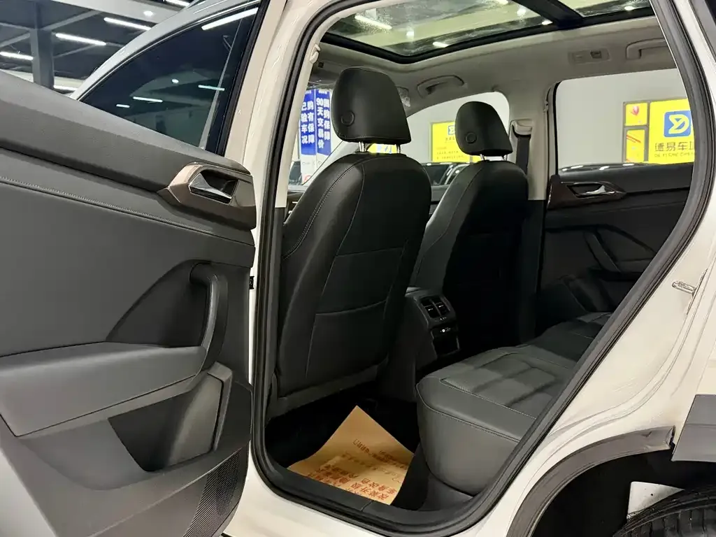 Volkswagen Tharu 2022 из CN, фото 7