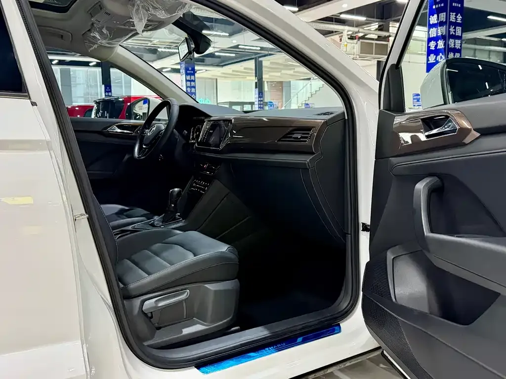 Volkswagen Tharu 2022 из CN, фото 10