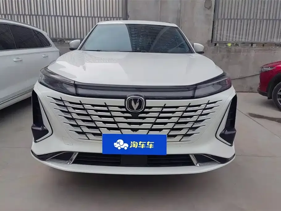 Changan CS75PLUS — фото 10