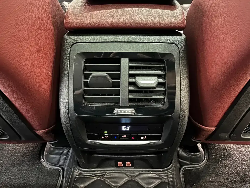 BMW X4 2022 из CN, фото 8