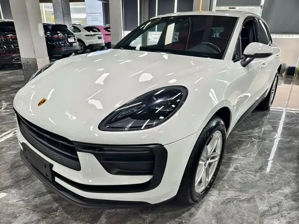 Porsche Macan — фото 1