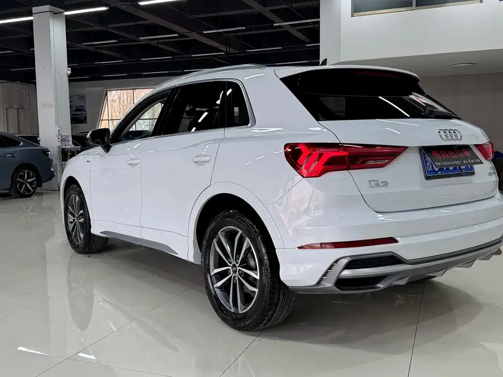 Audi Q3 2022 из CN, фото 9