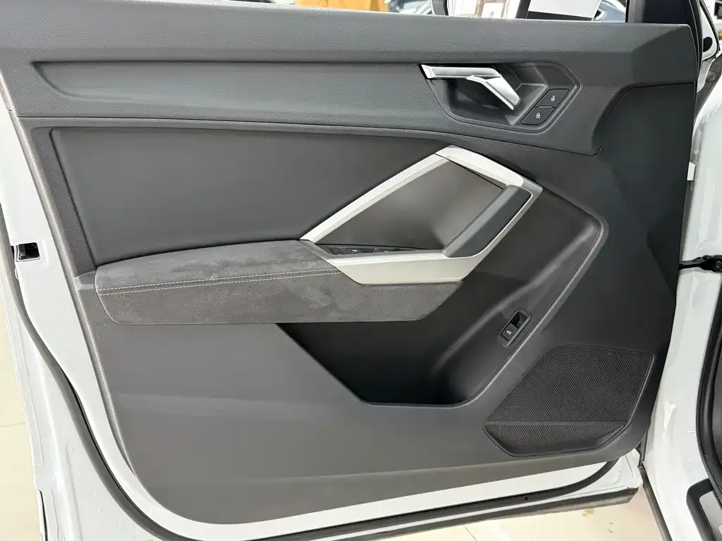 Audi Q3 2022 из CN, фото 6