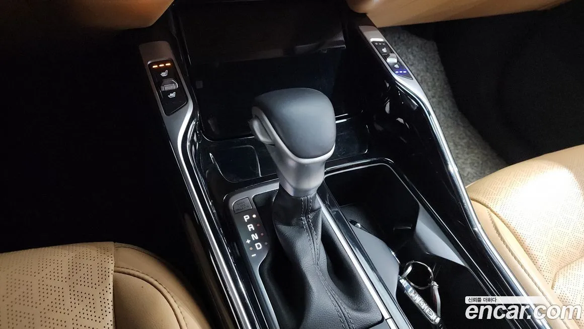 Kia Sorento 2023 из KR, фото 2