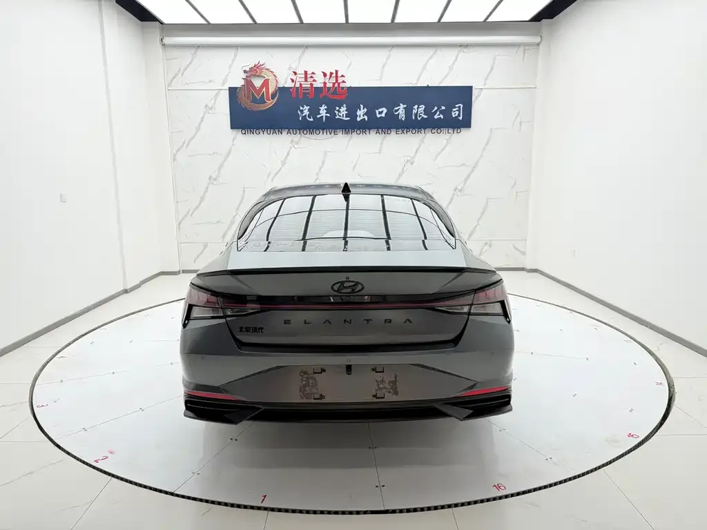 Hyundai Elantra 2023 из CN, фото 2