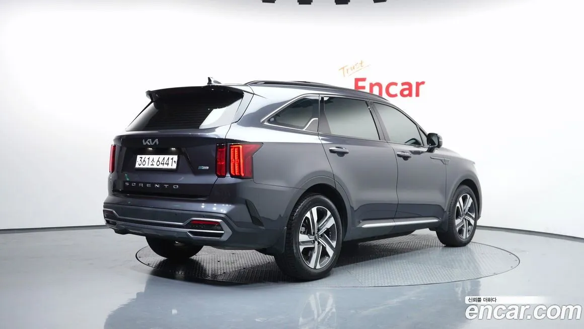 Kia Sorento — фото 5