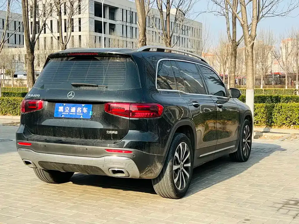 Mercedes-Benz GLB 2023 из CN, фото 8