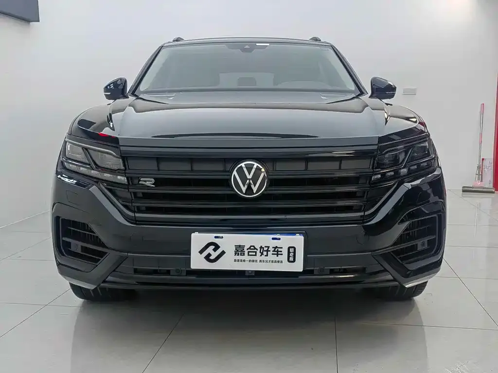 Volkswagen Touareg — фото 5
