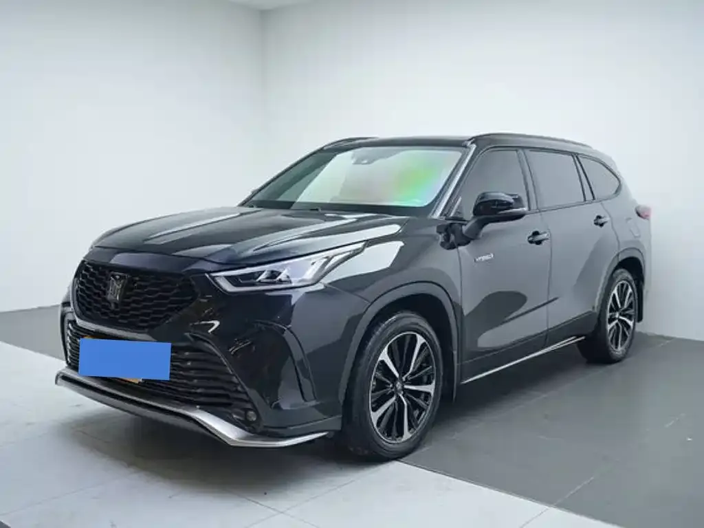 Toyota Crown Kluger 2021 из CN, фото 10