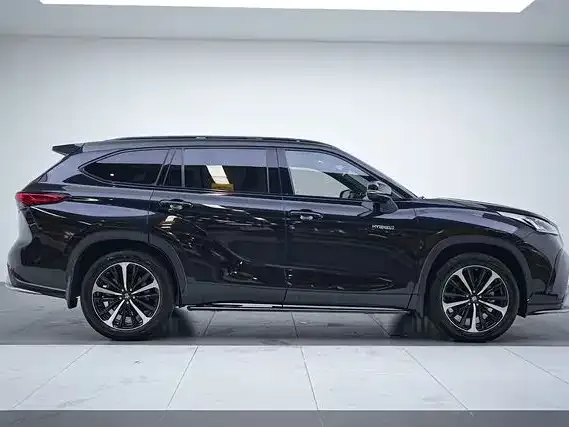 Toyota Crown Kluger 2021 из CN, фото 5
