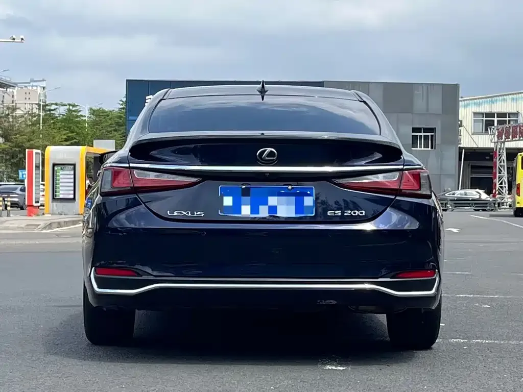 Lexus ES 2023 из CN, фото 5