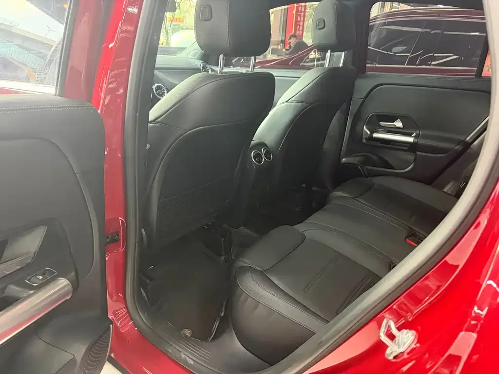 Mercedes-Benz GLA 2022 из CN, фото 2
