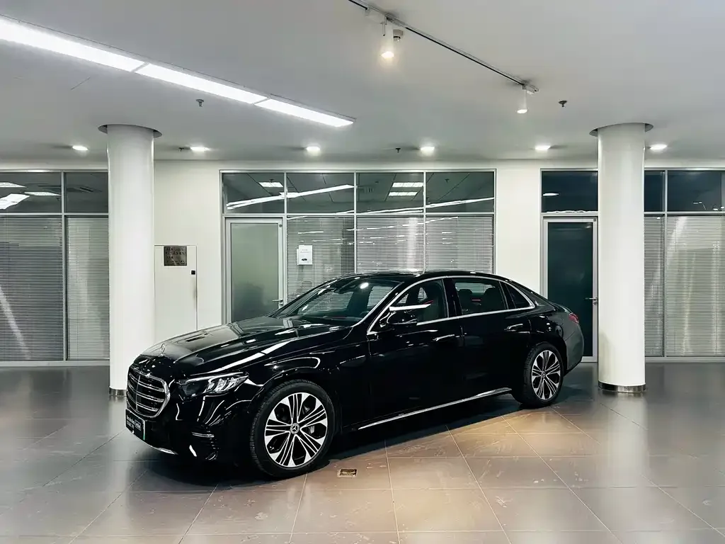 Mercedes-Benz E-Class New Energy — фото 1