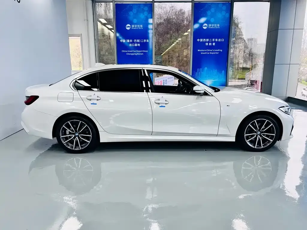 BMW 3 Series 2022 из CN, фото 7