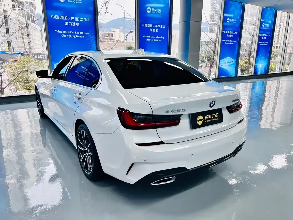 BMW 3 Series 2022 из CN, фото 4