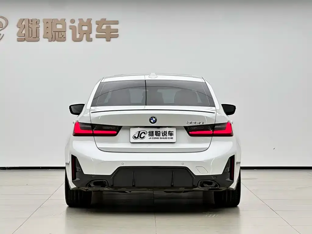 BMW 3 Series 2024 из CN, фото 8