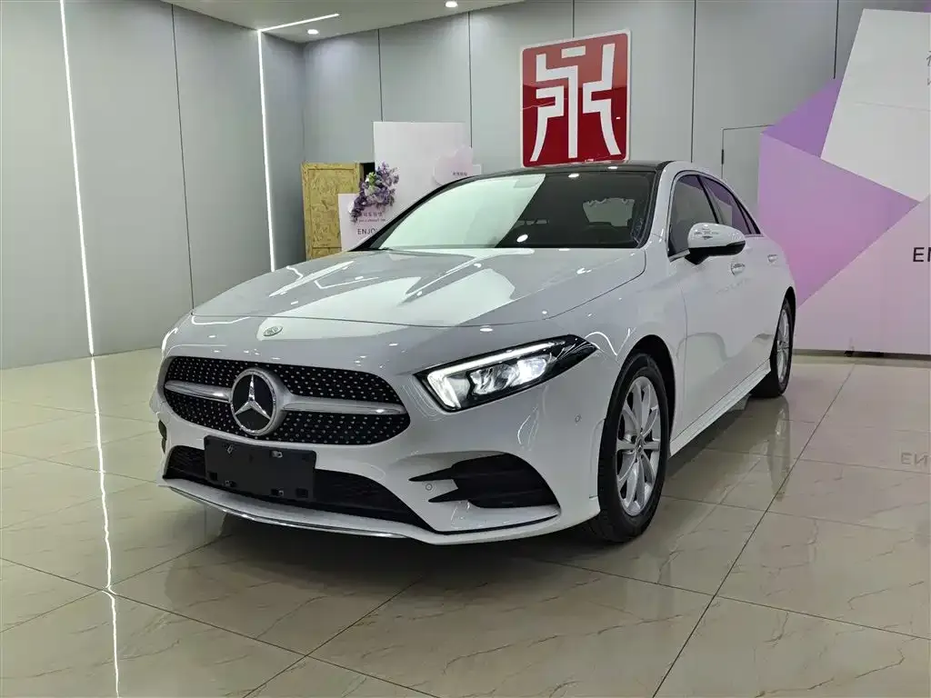 Mercedes-Benz A-Class — фото 1