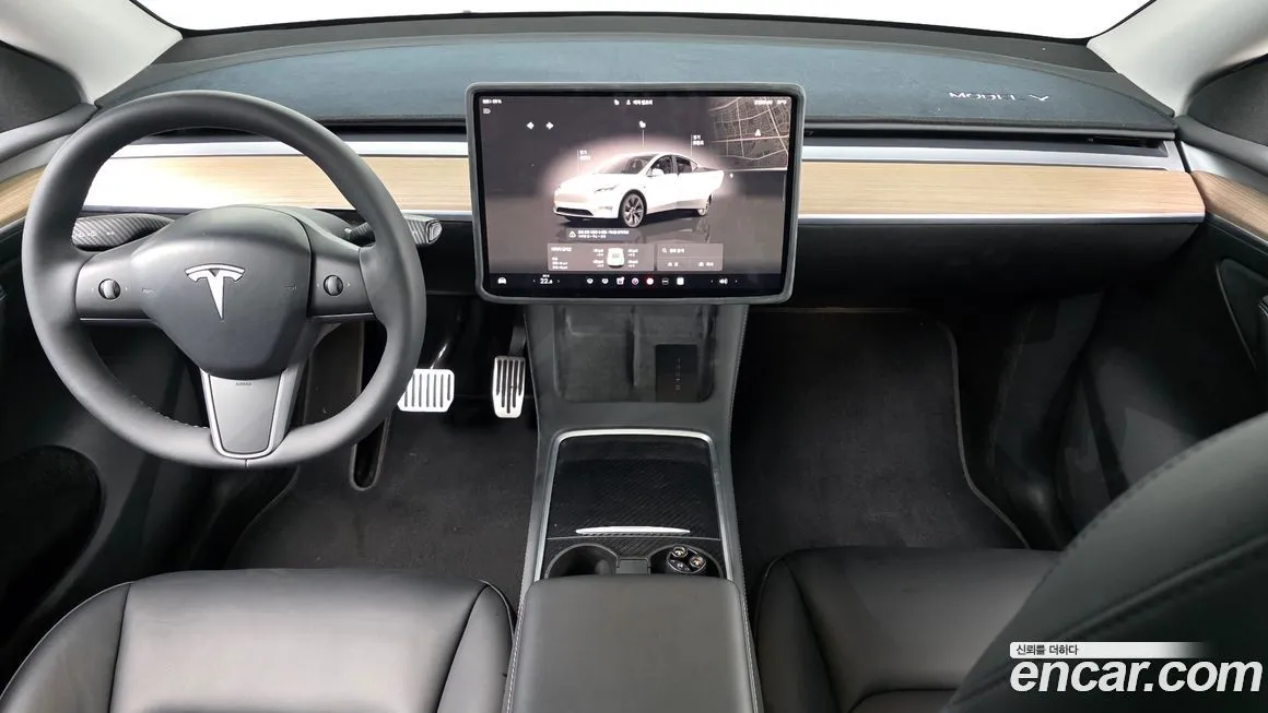 Tesla Model Y — фото 6