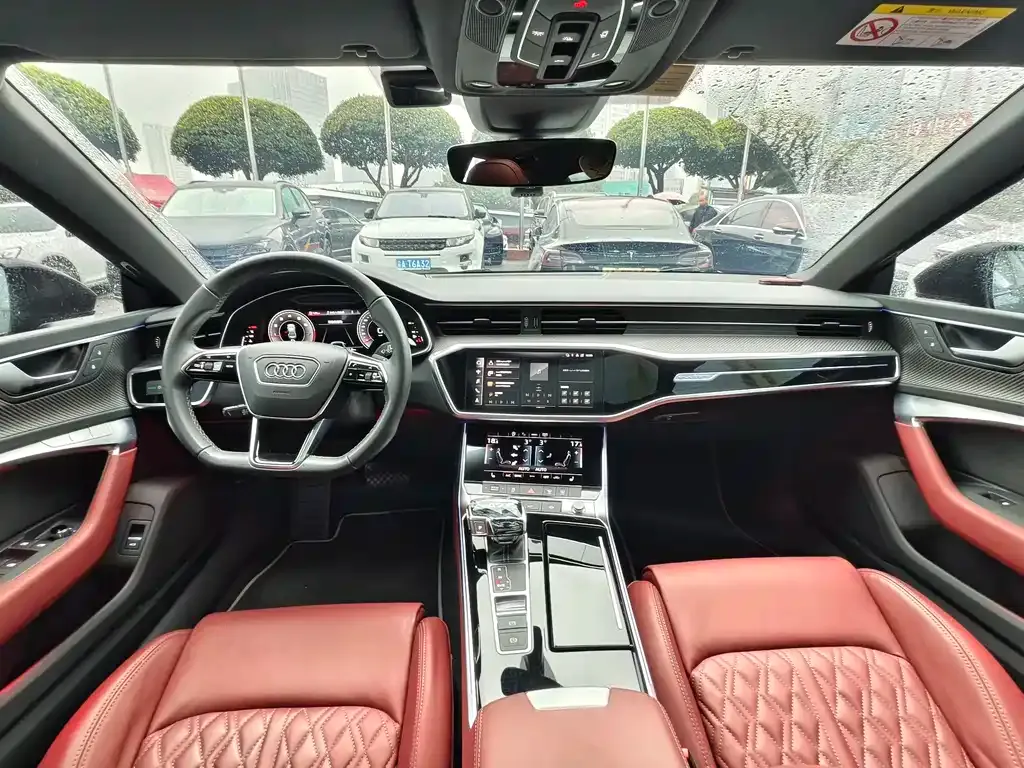 Audi A7L 2023 из CN, фото 6