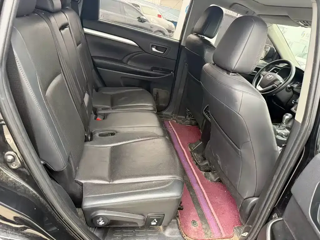 Toyota Highlander 2021 из CN, фото 4