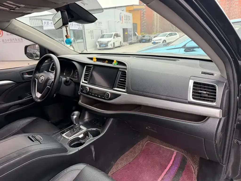 Toyota Highlander 2021 из CN, фото 2
