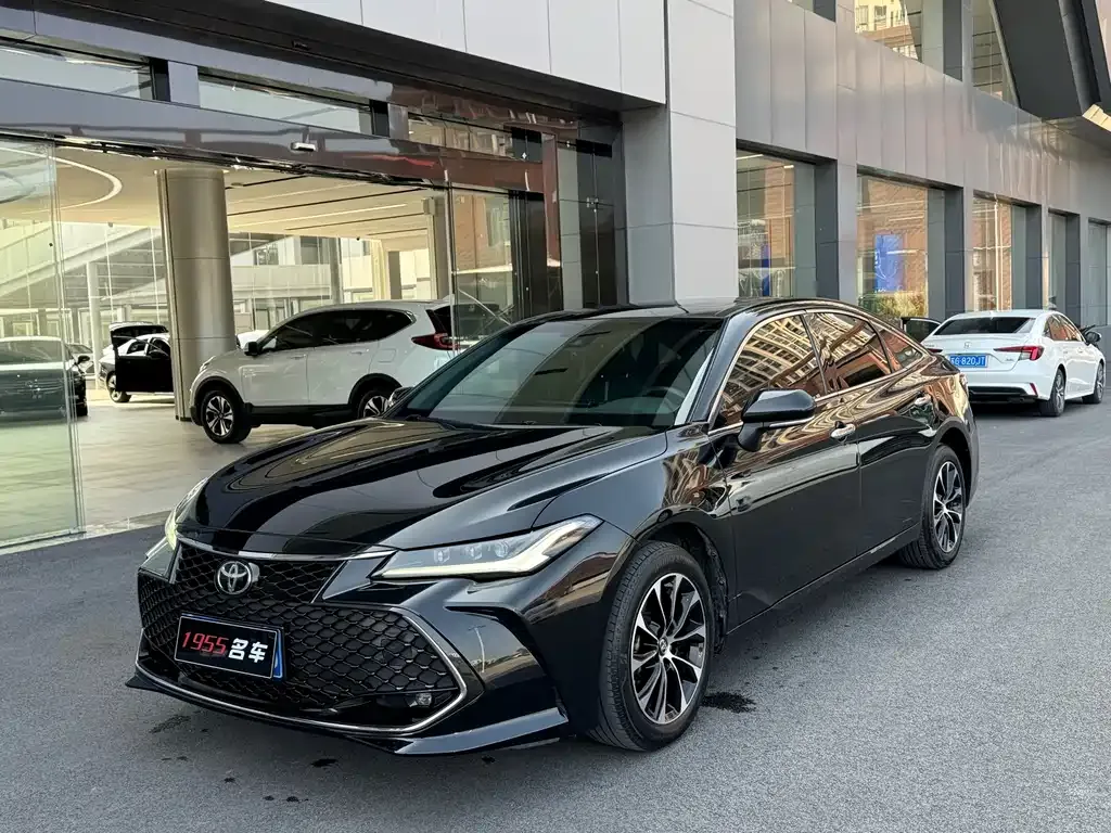 Toyota Avalon 2022 из CN, фото 1