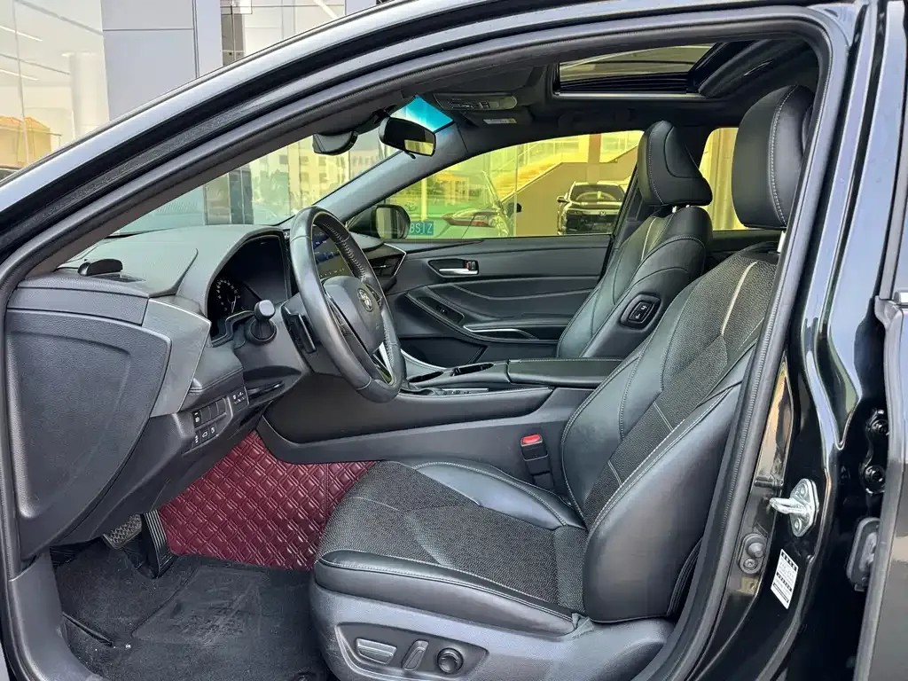 Toyota Avalon 2022 из CN, фото 5