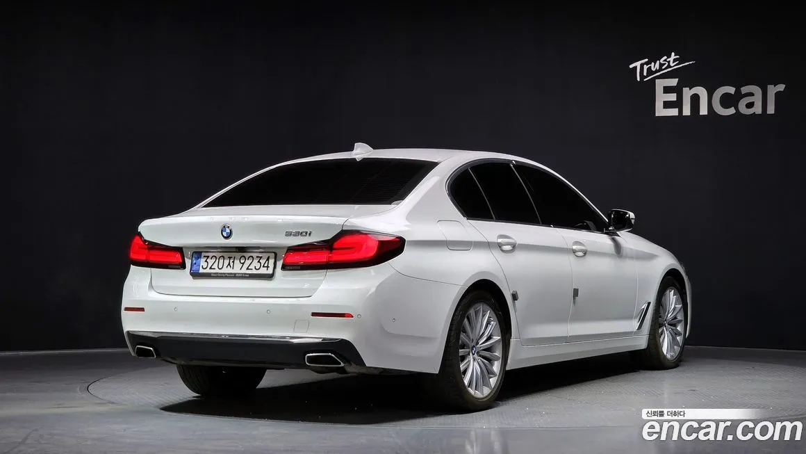 BMW 5-Series — фото 2