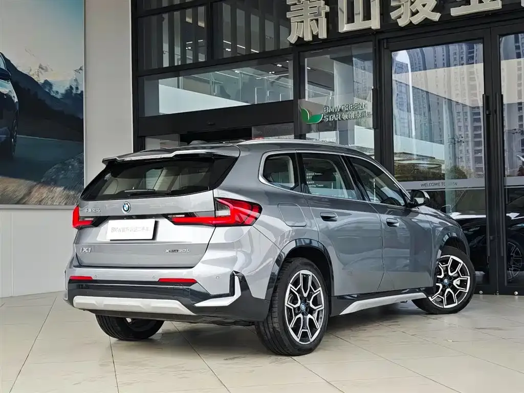 BMW iX1 2024 из CN, фото 6