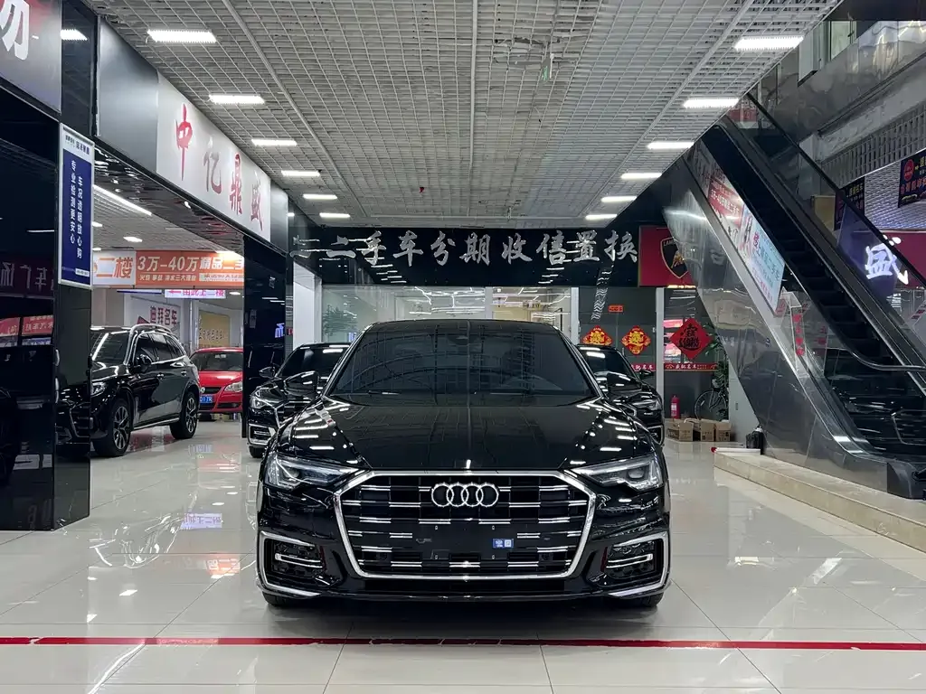 Audi A6L 2023 из CN, фото 10